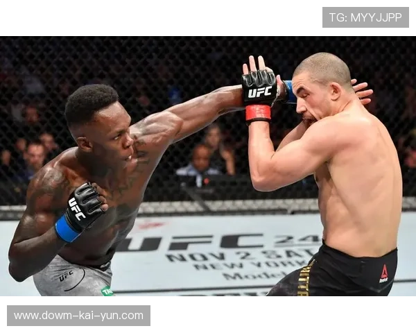 罗伯特·惠特克分析：巅峰科米尔可碾压佩雷拉摔跤短板